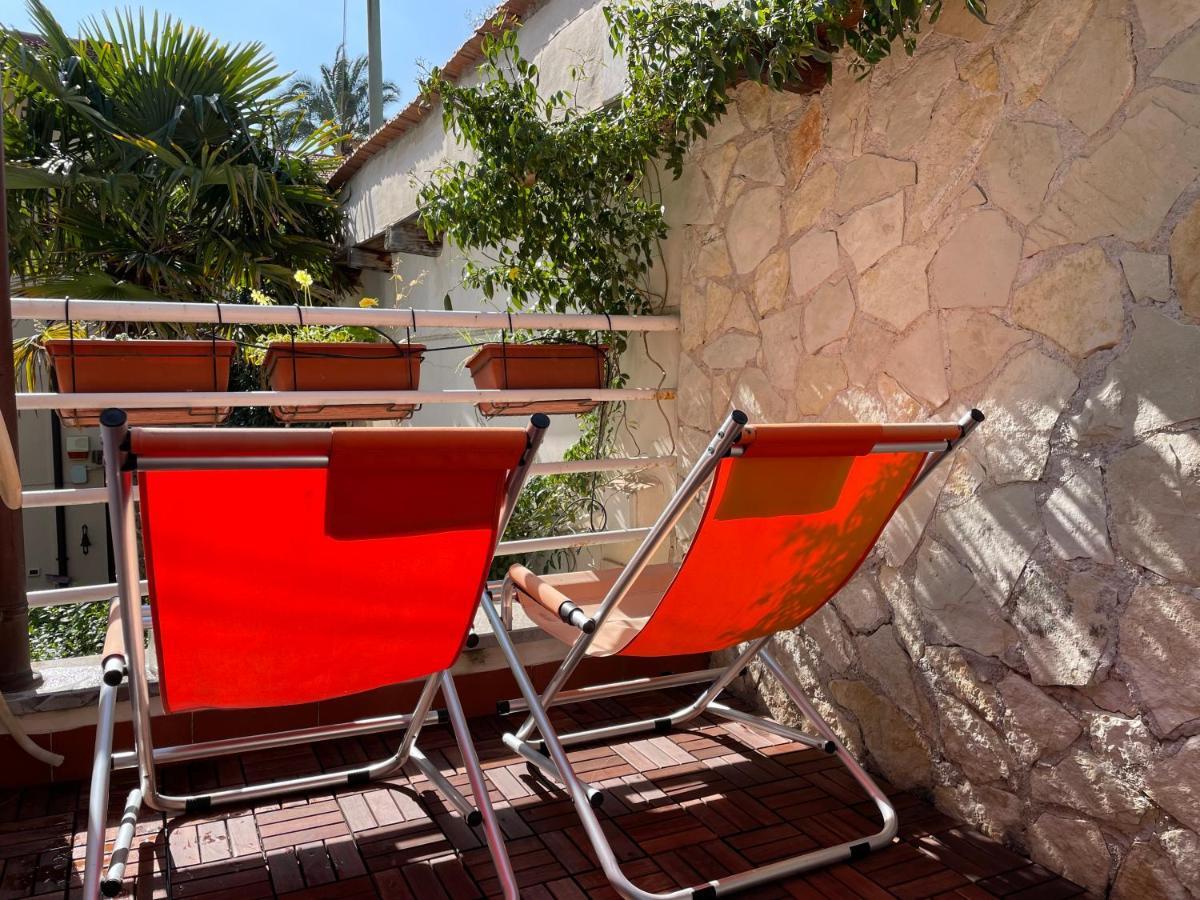 A Un Passo Dal Mare Apartment Lido di Mondello Exterior photo